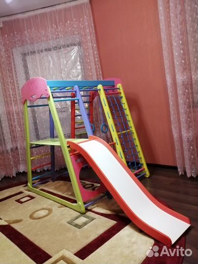 Детский спорт уголок из цельного дерева