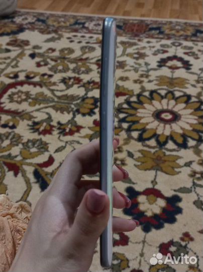 Samsung Galaxy A50, 4/128 ГБ