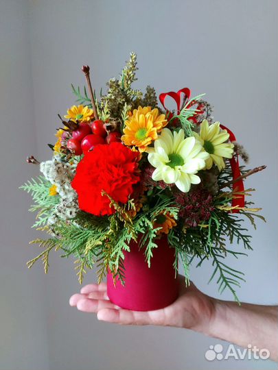 Букеты и композиции из живых цветов