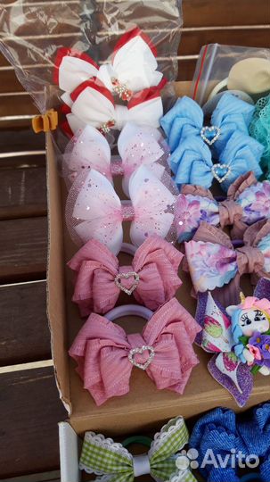 Бантики, резиночки, заколки ручной работы