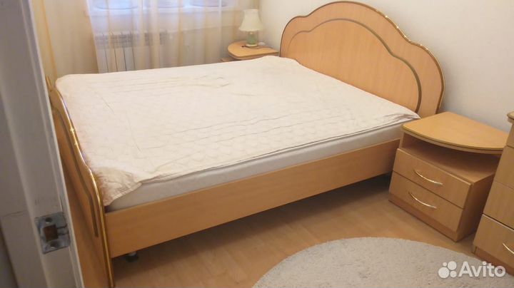 Спальный гарнитур