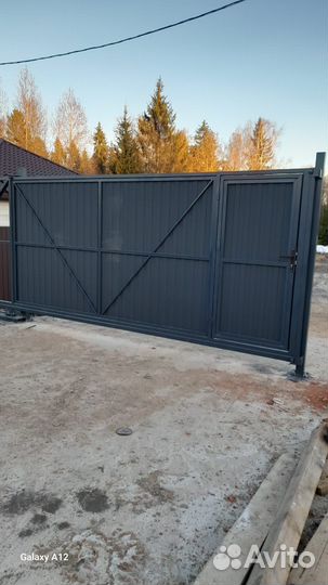 Откатные ворота с профнастилом