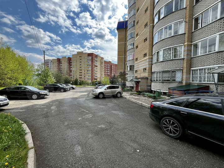 2-к. квартира, 61,8 м², 7/10 эт.