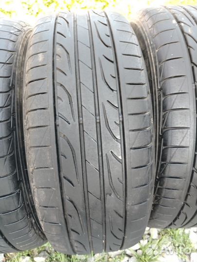 Dunlop SP Sport LM704 215/60 R16