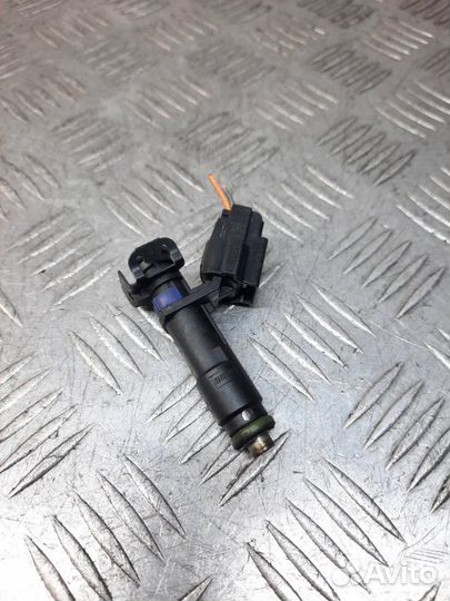 Форсунка Peugeot 307 кабриолет 2.0 RFJ 2006