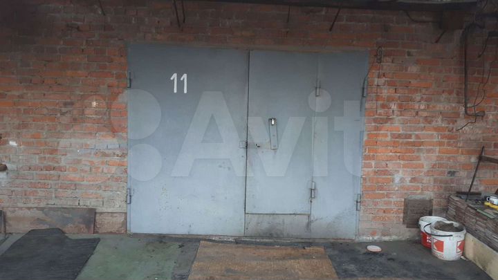 Гараж, > 30 м²