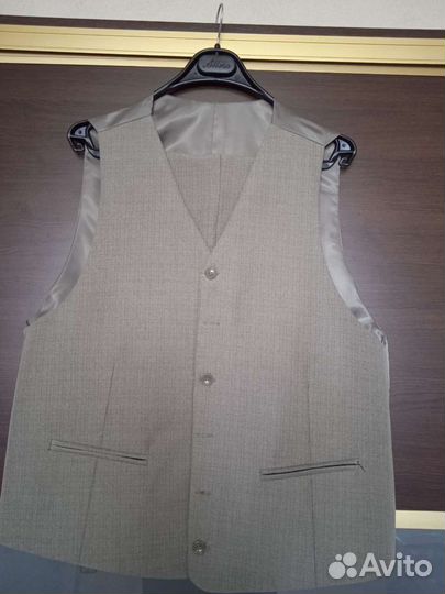 Мужской костюм