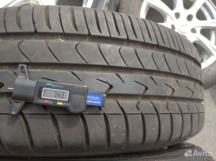 Toyo Tranpath MPZ 215/60 R17