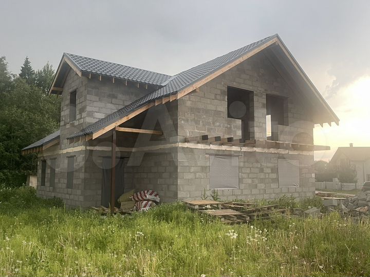 Дом 251 м² на участке 12 сот.