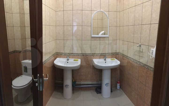 Офис в аренду, 136.7 м²