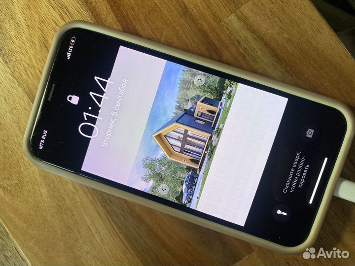 Телефон iPhone x