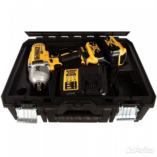 Гайковерт аккумуляторный DeWalt DCF899P2