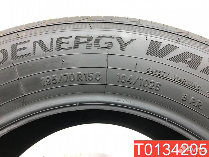 Toyo NanoEnergy Van 195/70 R15C 104S