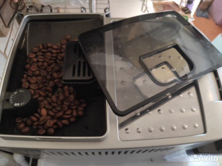 Автоматическая кофемашина delonghi magnifica s