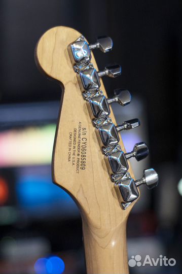 Squier by Fender bullet strat