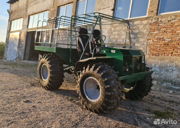 Болотоход-вездеход 