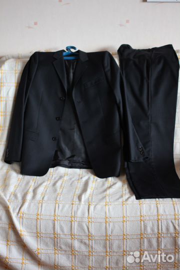 Костюм классический для мальчика отличное качество