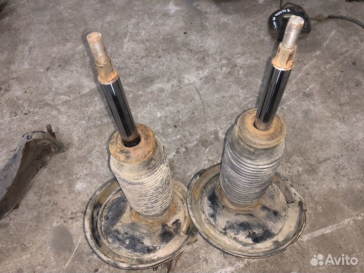 Передние стойки kia cerato 1 ld