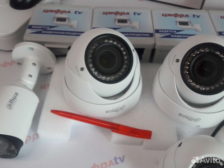 8 камер. Видеонаблюдения 4Мп регистратор Dahua