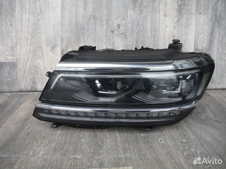Фара левая №30 Volkswagen Tiguan 2 2017