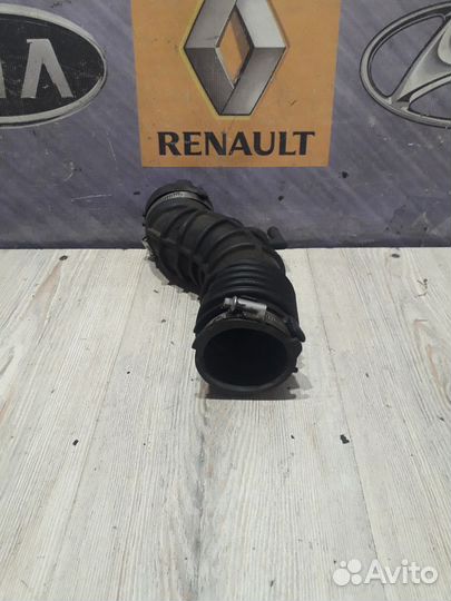 Патрубок воздушного фильтра Renault scenic 3