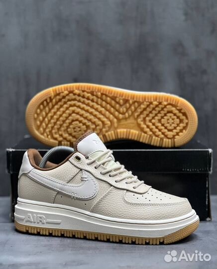 Кроссовки Nike air force 1