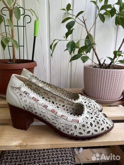 Туфли женские 38 размер