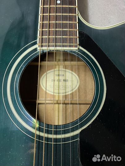 Акустическая гитара yamaha