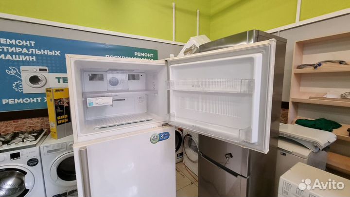 Холодильник бу LG широкий 75см