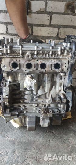 Двигатель B4204T11