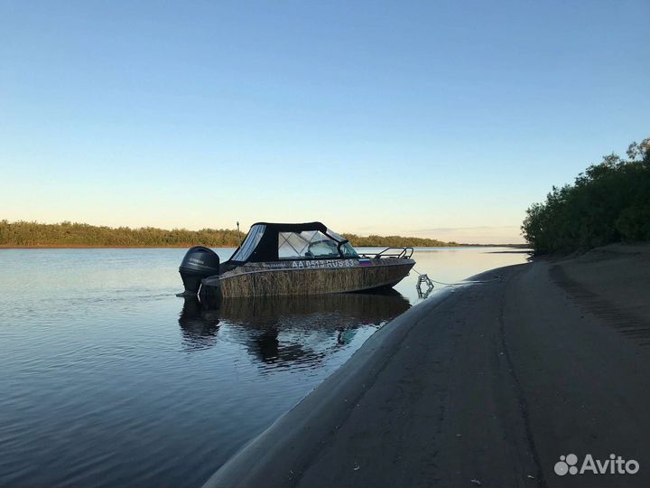 Моторная лодка