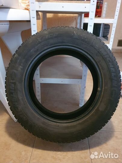 Michelin X-Ice XI3 215/60 R16