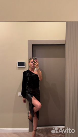 Юбка коданая миди с разрезом