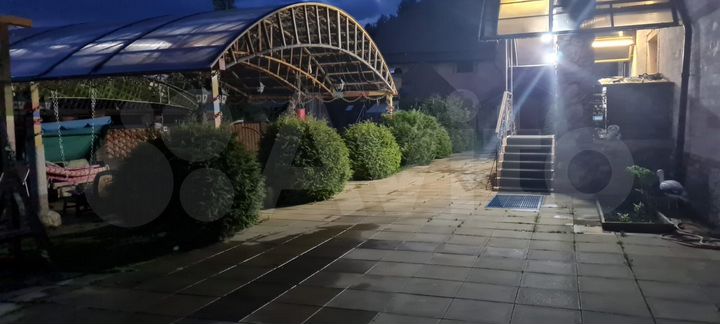 Дом 350 м² на участке 15 сот.