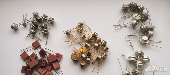 Радиодетали СССР транзисторы разные