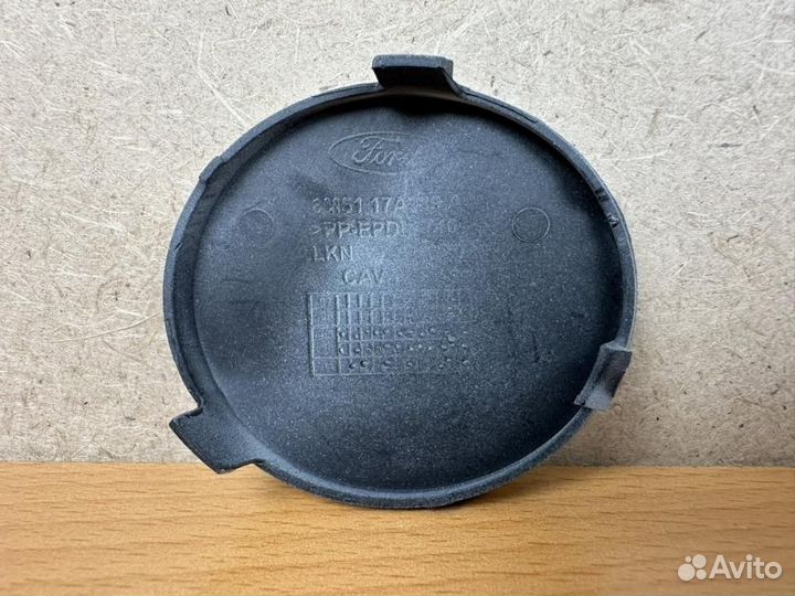 Заглушка букс крюка передняя Ford Focus 2 до Рест