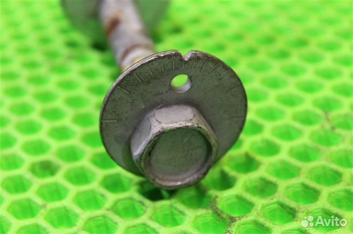 Болт регулировочный задний Nissan X-Trail TNT31