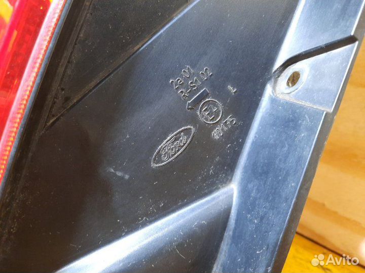 Фонарь лев. зад. ford focus
