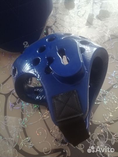 Шлем с маской для тхэквондо