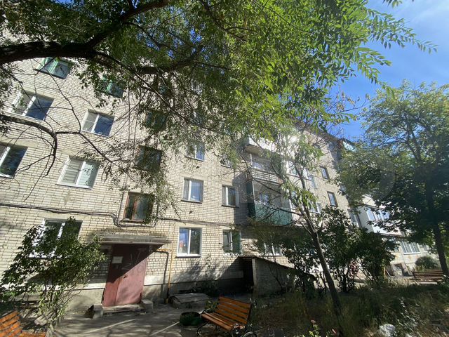 3-к. квартира, 60 м², 3/5 эт.