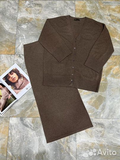 Юбка, кардиган Chanel