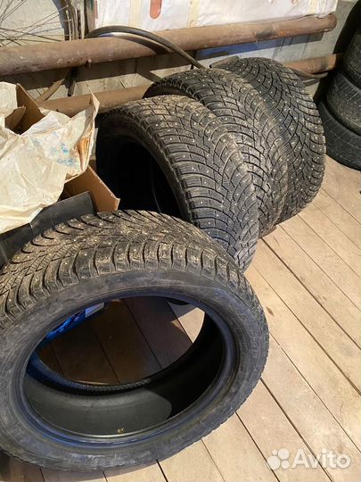 Зимние шины 245 50 R19 run flat