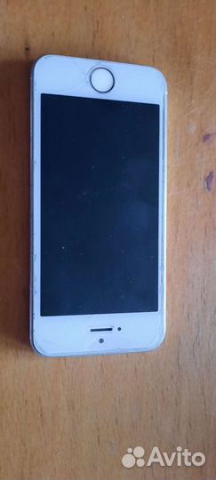 Телефон iPhone 5s