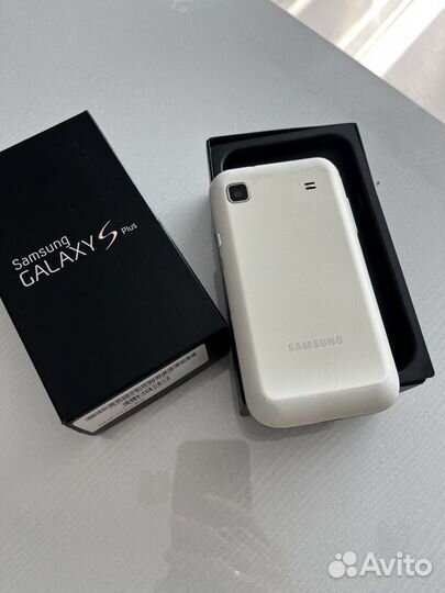 Samsung Galaxy S Plus GT-I9001, 8 ГБ