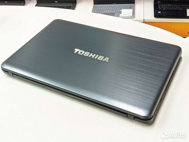Toshiba 17.3