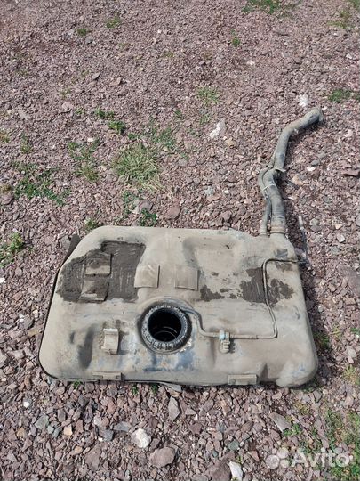 Бак на Hyundai accent 2