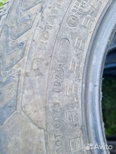 Nokian Tyres Nordman 5 SUV 215/70 R15 98T