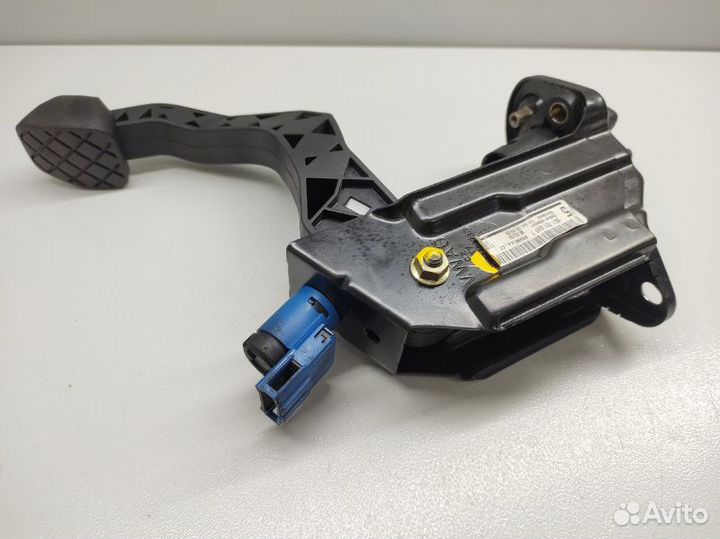 Педаль сцепления Skoda Fabia 6Y2 BBZ 2005