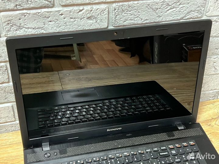 Ноутбук Lenovo IdeaPad G700, 17.3