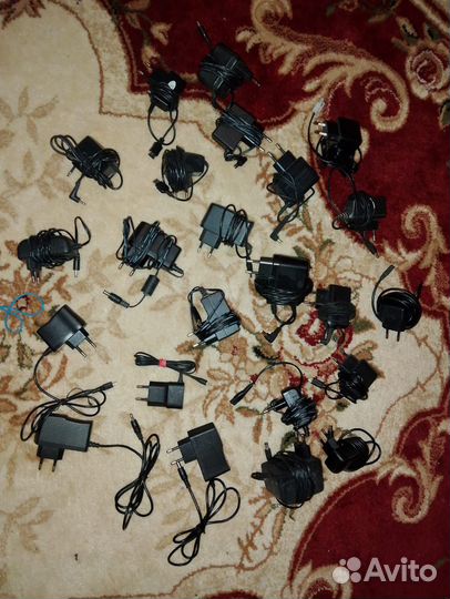Кабели, зарядки и тд